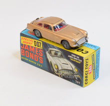 Corgi Toys 261 James Bond DB5 Virtually Mint/Nice box (Without indicator casting)