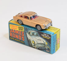 Corgi Toys 261 James Bond DB5 Virtually Mint/Nice box (With indicator casting)