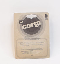 Corgi Junior 69 Batmobile Mint/Boxed (Clear screens on German card)