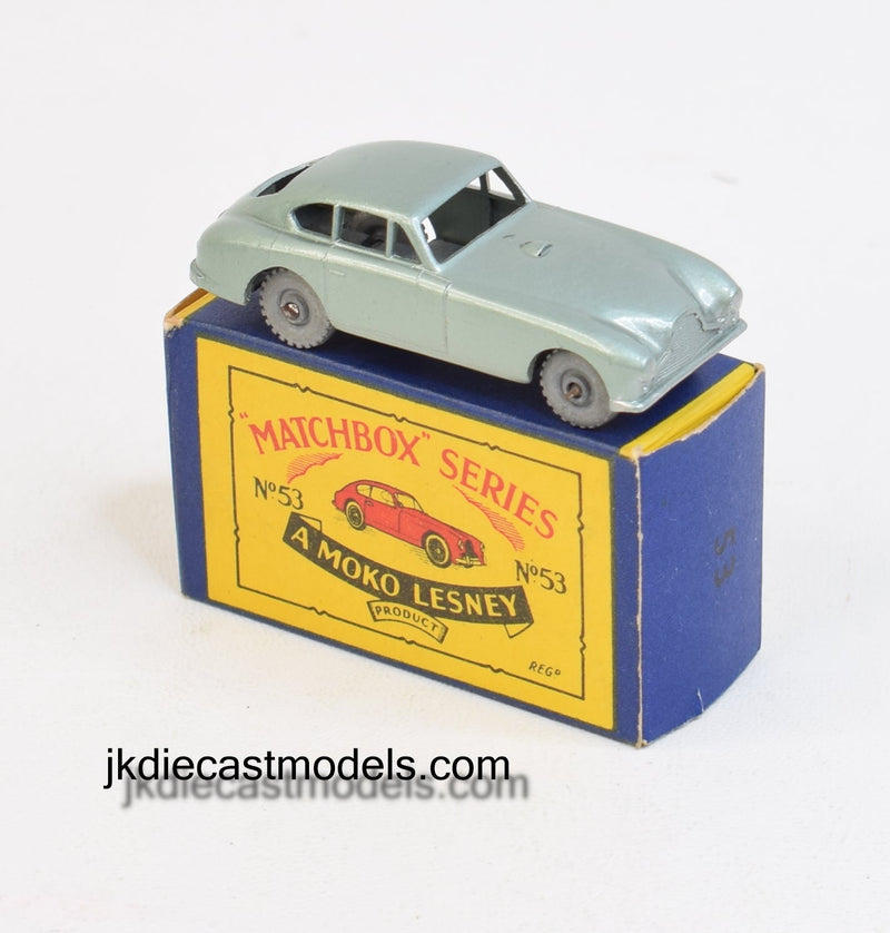 MATCHBOX No.53 アストンマーティン　美品 MATCHBOX Aston Martin No.53 LESNEY ミニカー マッチボックス