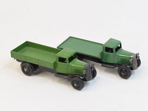 Dinky toy 25a Wagon (3rd type) Virtually Mint (Deep green)
