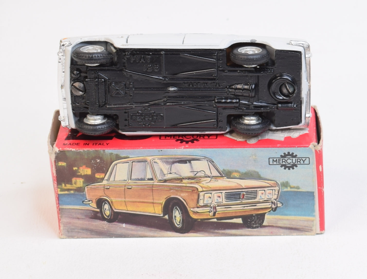 MERCURY TOYS #38 FIAT 850 BERLINA MINT W/WORN BOX SUCH A BEAUTY! ROSSO ITALIANO | #1789765048 MERCURY TOYS #38 FIAT 850 BERLINA MINT W/WORN BOX SUCH A BEAUTY! ROSSO ITALIANO | #1789765048