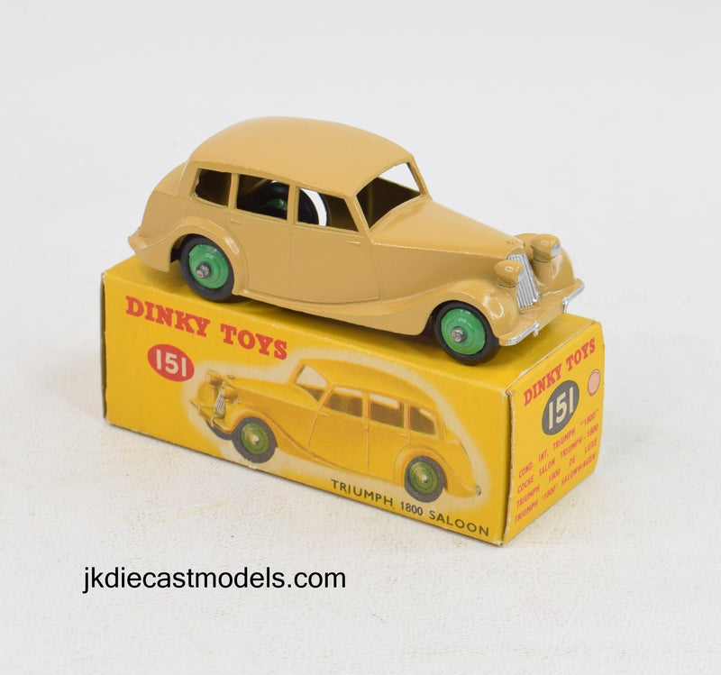 Dinky 151 Triumph 1800 Saloon. （60年代絶版品）ディンキー