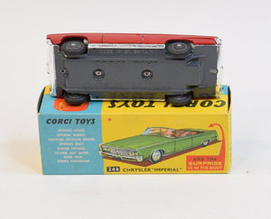 Corgi toys 246 Chrysler Imperial Virtually Mint/Nice box