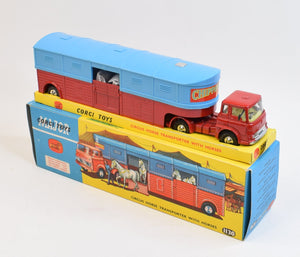 Corgi toys 1130 Chipperfields Horse transporter Virtually Mint/Nice box