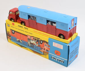 Corgi toys 1130 Chipperfields Horse transporter Virtually Mint/Nice box