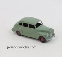 Dinky Toys 152 Austin Devon Virtually Mint (Maroon hubs)