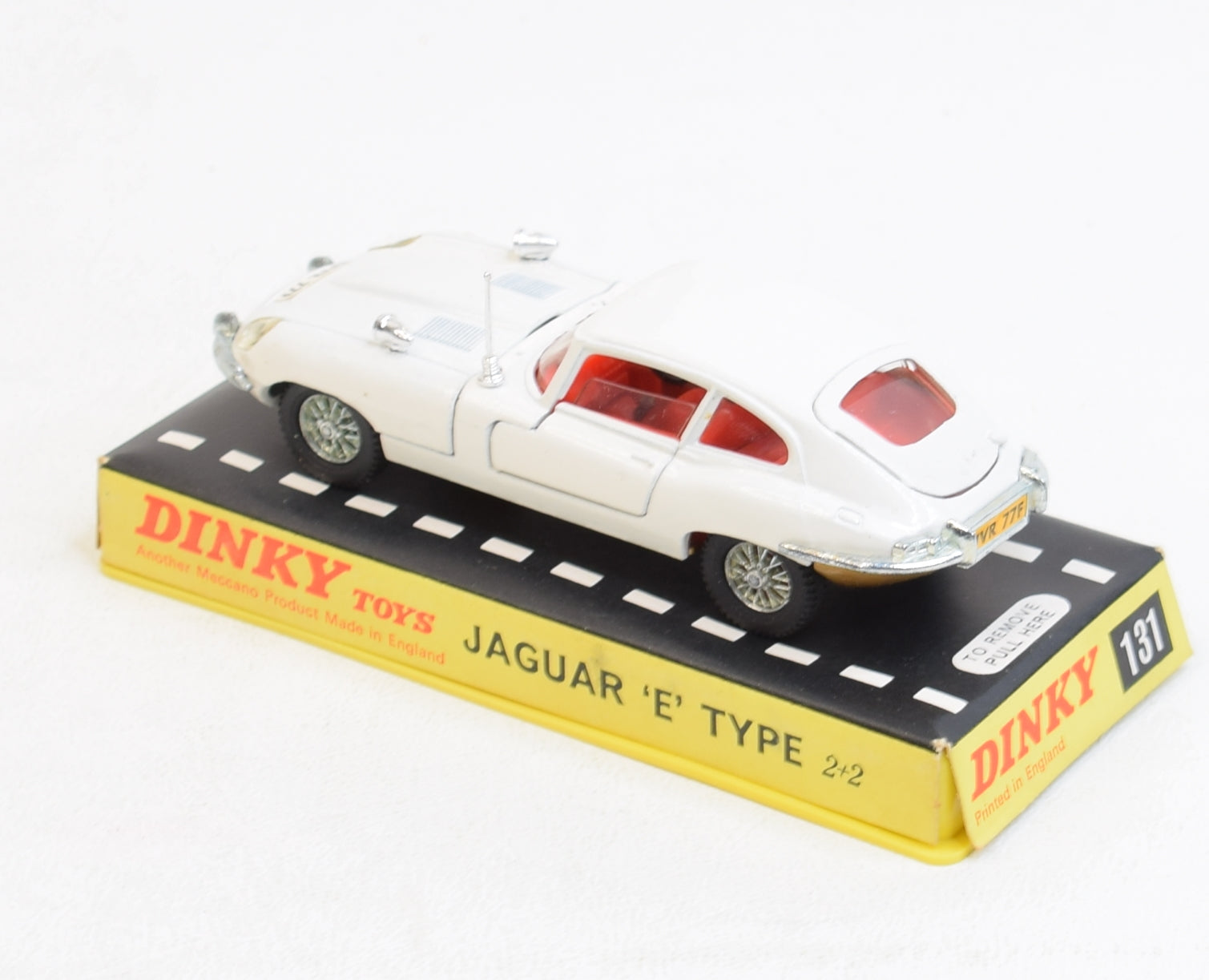 DINKY TOYS JAGUAR E TYPE 2+2 ミニカー ケース付 DINKY TOYS JAGUAR E
