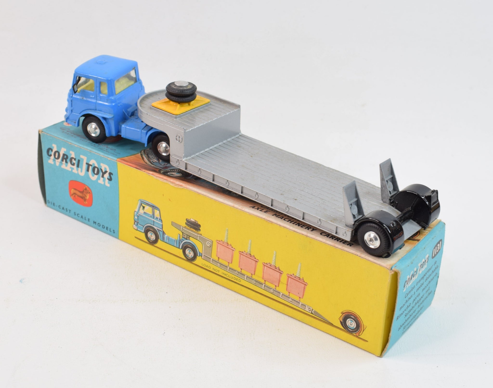 Corgi toys 1131 Bedford 'Carrimore' Low Loader Virtually