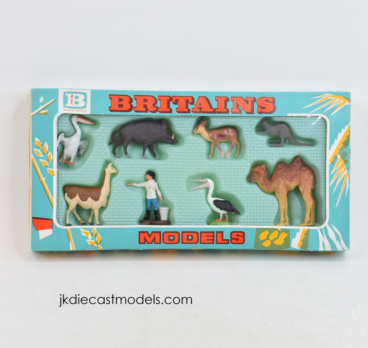 Britain's 4361 Zoo models Mint/Nice box ''The J.W Collection''