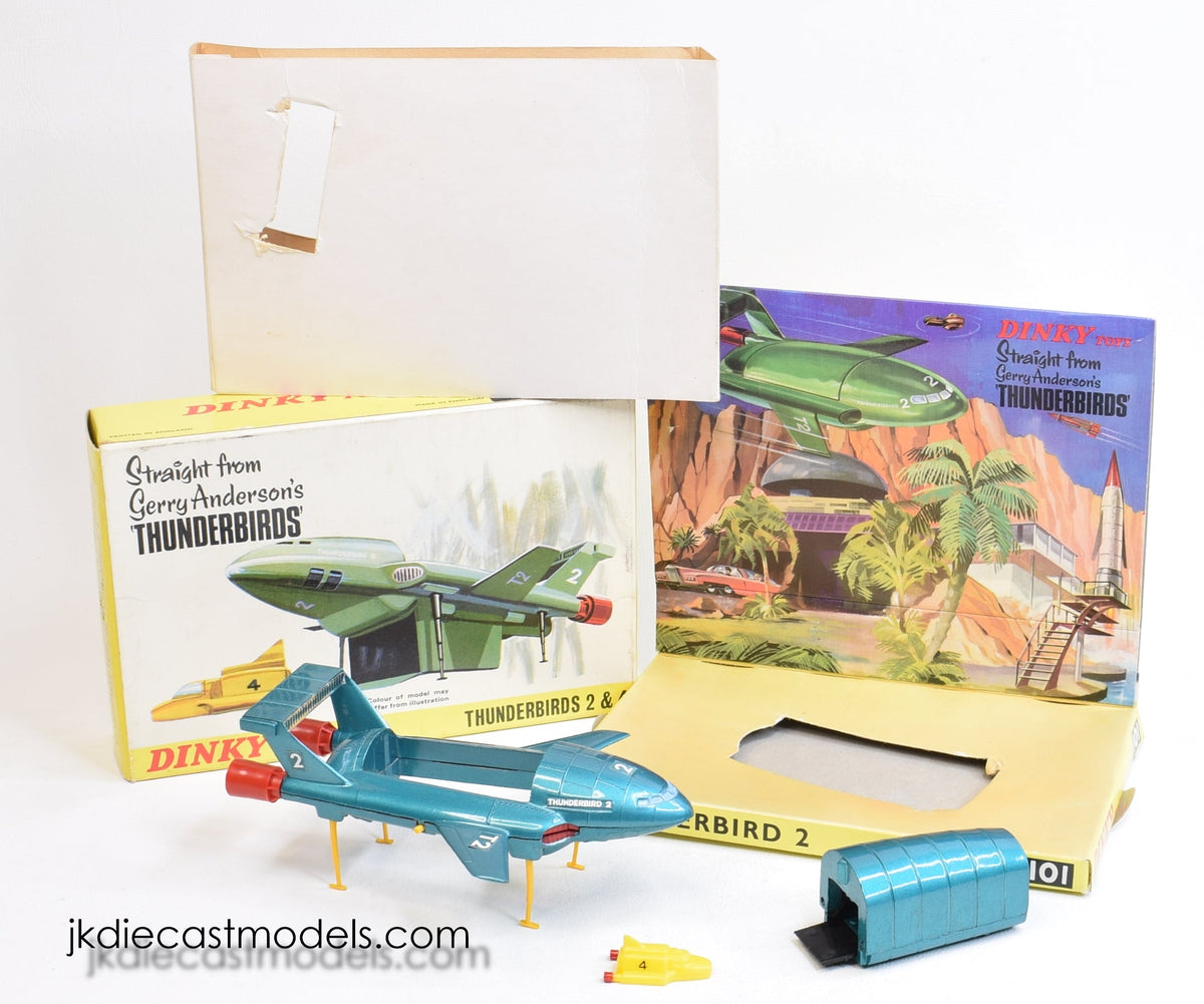 Dinky toy 101 Thunderbird 2 + 4 Virtually Mint/Boxed