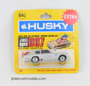 Husky models 1201 James Bond Aston Martin M.O.C