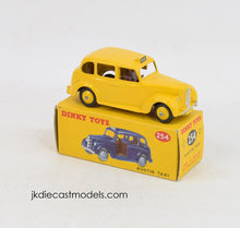 Dinky Toys 254 Austin Taxi Virtually Mint/Nice box