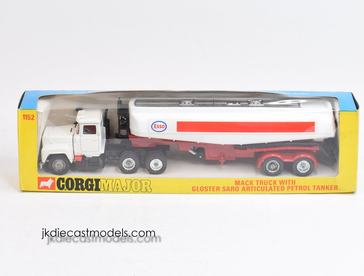Corgi toys 1152 Mack Truck 'Esso' Virtually Mint/Boxed