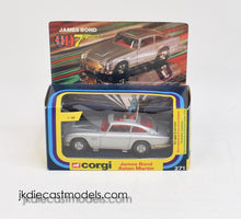 Corgi toys 271 James Bond Aston Martin Mint/Fresh box (With 1:36 tab)