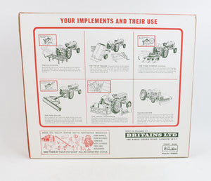 Britain's 9596 Tractor & Implement gift set Mint/Lovely box