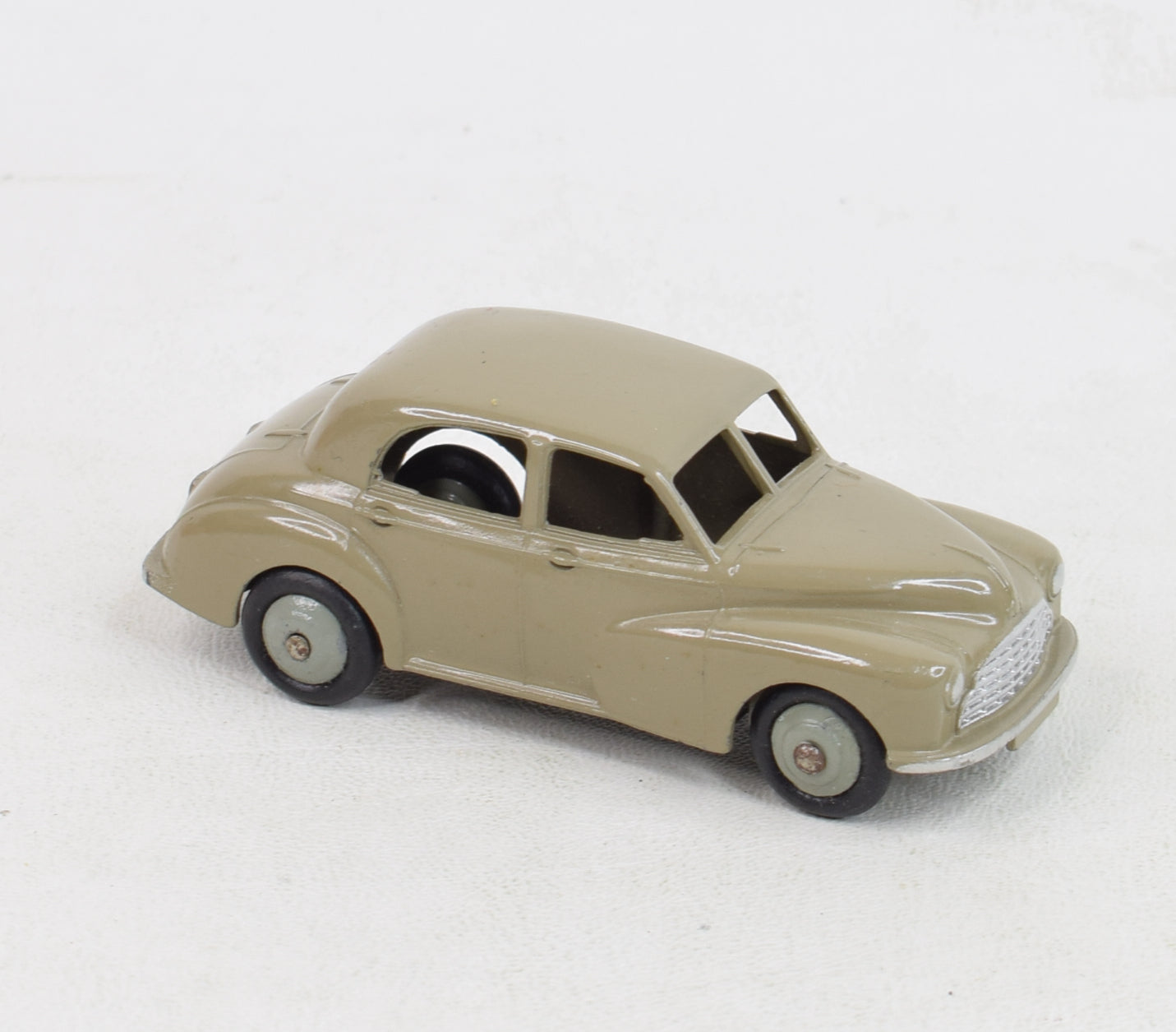 Dinky toys 40g Morris Oxford Virtually Mint (Grey hubs)