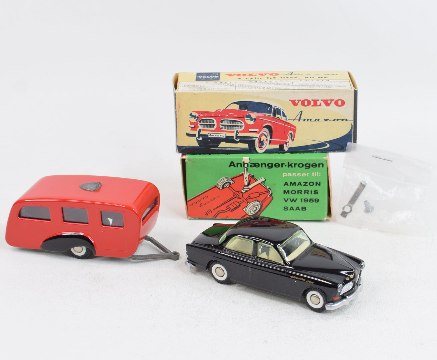 Tekno 810 Volvo Amazon with the correct No.815 Caravan - Virtually Mint/Boxed