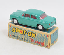 Spot-on 157 Rover 3 litre Very Near Mint/Boxed (Sea green) 'Shropshire Collection'