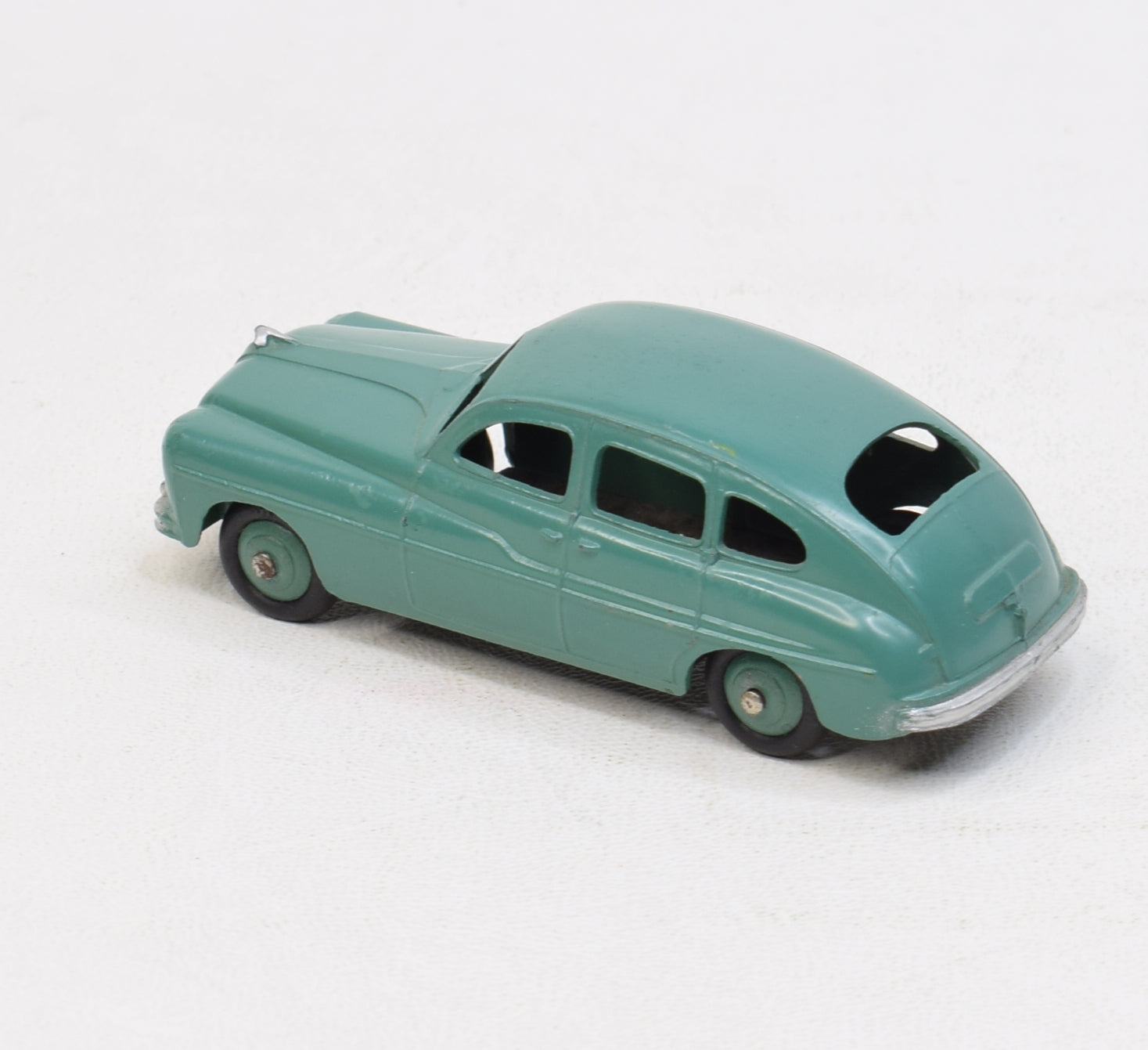 DINKY-TOYS FORD VEDETTE 24Q originale 1er modèle RARE DINKY-TOYS FORD VEDETTE 24Q originale 1er modèle RARE