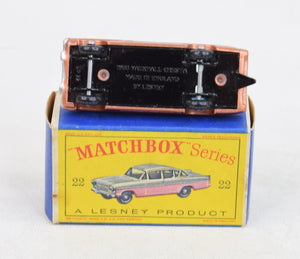 Matchbox Lesney 22 Vauxhall Cresta Virtually Mint/Boxed 'Avonmore Collection'