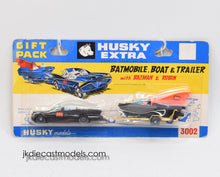 Husky 3002 Batmobile, Boat & Trailer gift set  Mint/Nice card & blister - ''The Winchester Collection''