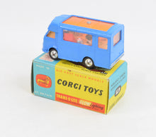 Corgi toys 471 Smith's-Karrier Mobile Canteen Virtually Mint/Boxed