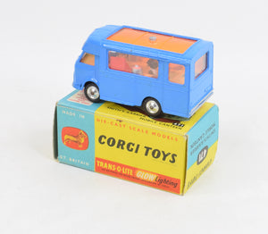 Corgi toys 471 Smith's-Karrier Mobile Canteen Virtually Mint/Boxed