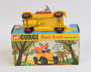 Corgi toys 808 Basil Brush Virtually Mint/Nice box