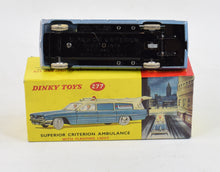 Dinky toys 277 Superior Criterion Ambulance Virtually Mint/Lovely box