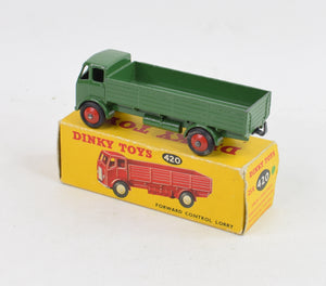 Dinky toys 25r/420 Forward Control Virtually Mint/Boxed (Dark green)