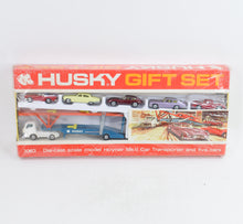 Husky 3003 Hoyner Mk II Transporter set Virtually Mint/Nice box/cellophane