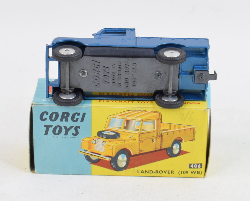 Corgi Toys Land Rover 109LWB No. 406-A 1:43 Scale Corgi Toys Land Rover 109LWB No. 406-A 1:43 Scale