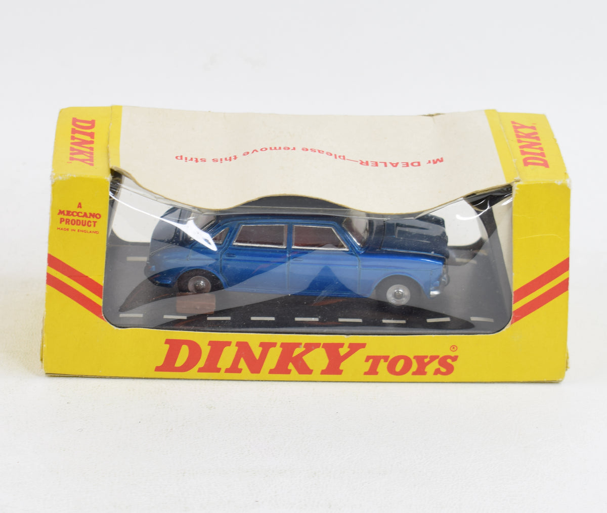 DINKY TOYS 282 .AUSTIN 1800 TAXI . VERY GOOD MODEL & ORIGINAL BOX DINKY TOYS 282 .AUSTIN 1800 TAXI . VERY GOOD MODEL & ORIGINAL BOX