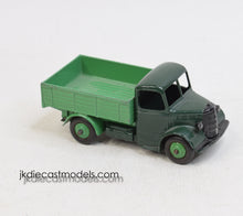 Dinky toys 25w Bedford Truck Very Near Mint 'Sileby' Collection