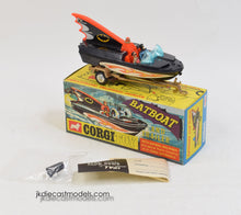 Corgi toys 107 Batboat 1st issue (shaped hubs) Virtually Mint/Nice box..