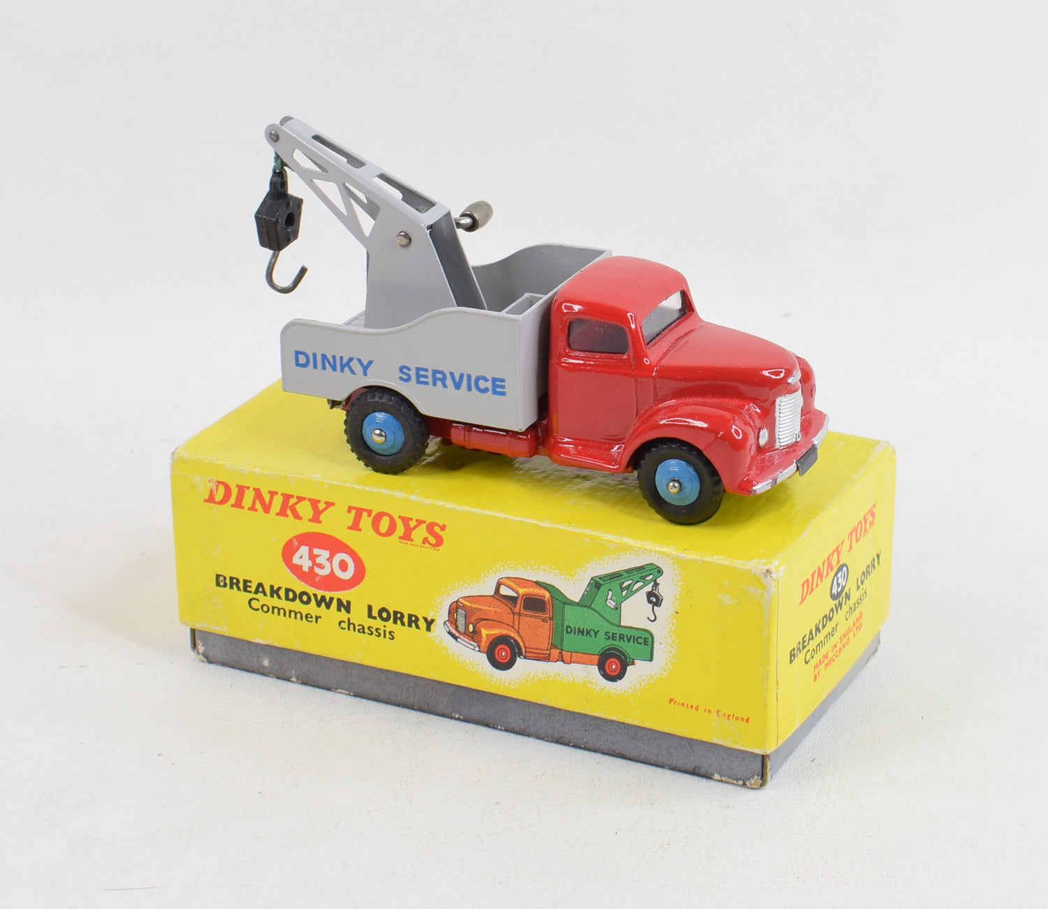 Dinky Toys 430 Commer Breakdown Virtually Mint/Boxed (blue metal hubs)