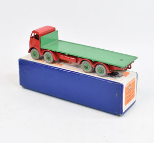 Dinky toys 502/902 Foden flat truck with tailboard Virtually Mint/Boxed (green hubs) "The Webb Collection"