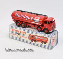 Dinky Toys 941 'Mobilgas' Virtually Mint/boxed