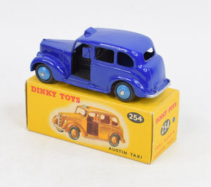 Dinky Toys 254 Austin Taxi Virtually Mint/Lovely box 'Lansdown Collection'