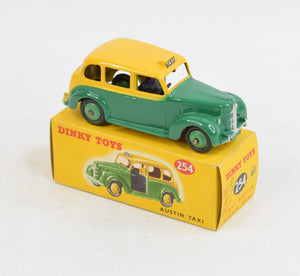 Dinky Toys 254 Austin Taxi Virtually Mint/Boxed