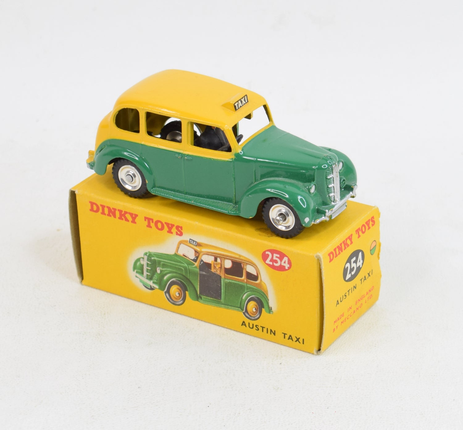 Dinky Toys 254 Austin Taxi Virtually Mint/Boxed