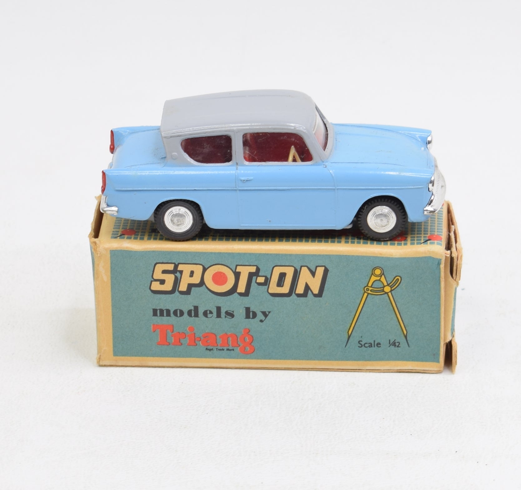 Spot-On N°213 Ford Anglia, échelle 1/42, Bleue, Métal, Occasion Peu Sortie