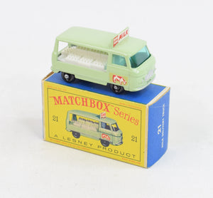 Matchbox Lesney 21 Milk delivery truck Virtually Mint/Nice box 'Taurus Collection'