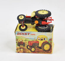 Dinky 305 David Brown Tractor Virtually Mint/Boxed