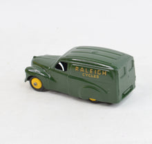 Dinky toys 472 Austin 'Raleigh Cycles' Virtually Mint "Cricklewood Collection"