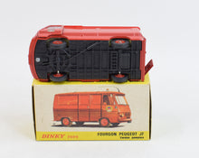 French Dinky 570p Fourgon 'Pompiers' Virtually Mint/Nice Box "The J. W Collection"