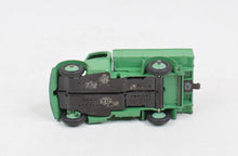 Dinky toys 25w Bedford Truck Very Near Mint (Black wings)