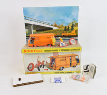 French Dinky 570A Fourgon Peugeot J7 Depannage Autoroutes Virtually Mint/Nice box