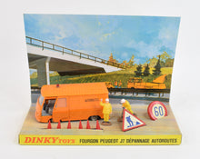 French Dinky 570A Fourgon Peugeot J7 Depannage Autoroutes Virtually Mint/Nice box